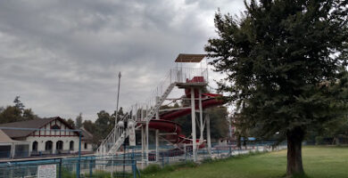 Gimnasio y piscina del Ejercito