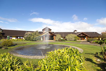 Hotel y Cabañas Punta Larga