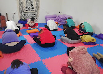 Yoga Raíces Curicó