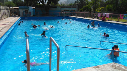 Piscina los vicencio